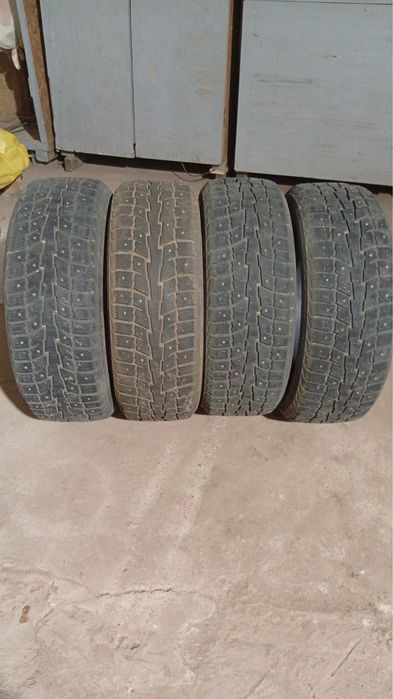 Автошины шипованные б/у