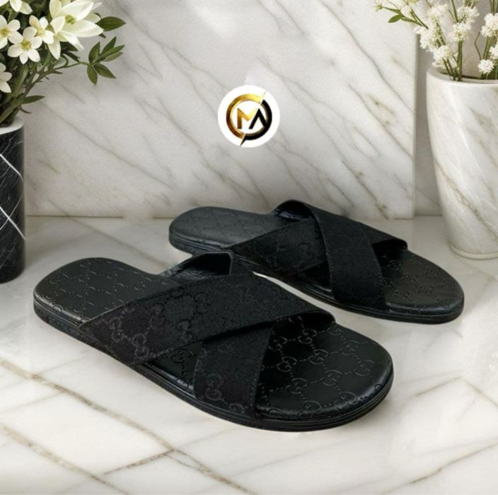 Мъжки чехли -много стилни