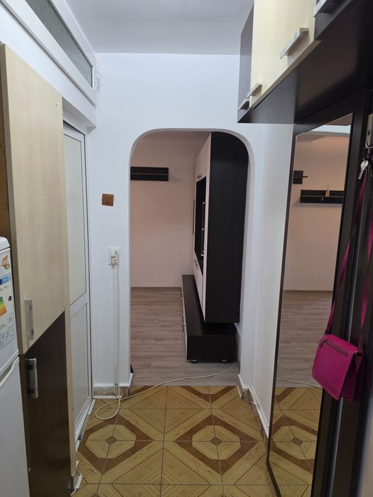 Inchiriez apartament Tomis Nord