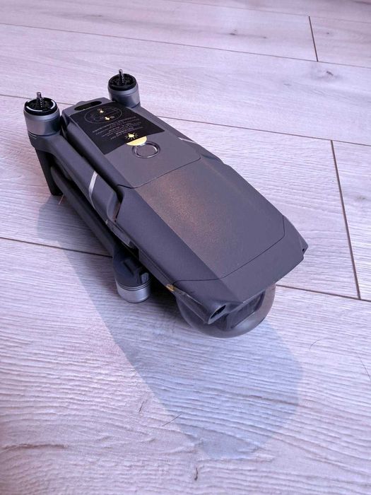 Drona 4k DJI Mavic 2 Pro aproape noua - 18 zboruri