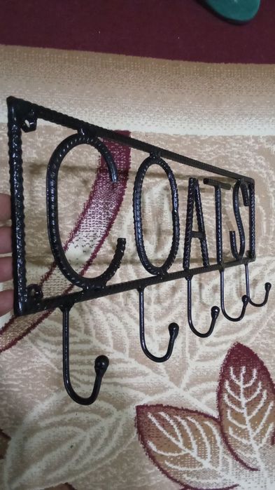 Вешалка ручная работа