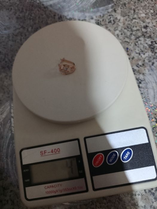 Продам золотые изделия
