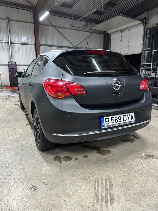 Opel astra J 2013 ,1.4 benzina