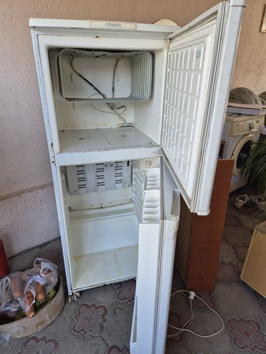 Холодильник б/у в рабочем состоянии