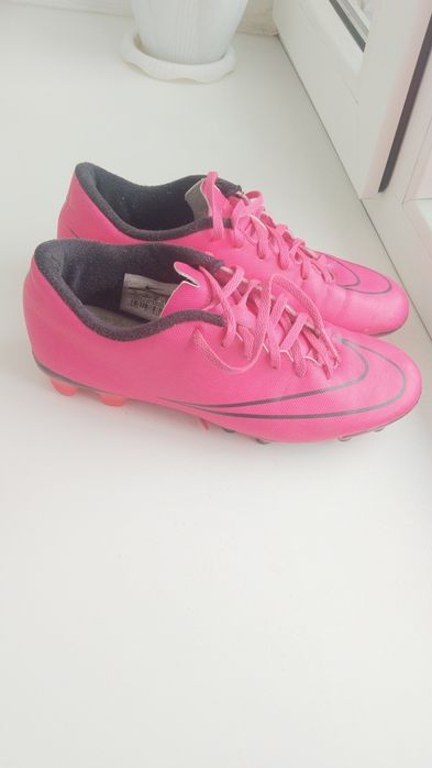 Продам бутсы Найк