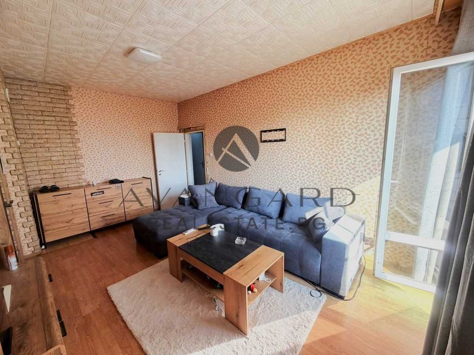 оф.25307 Тристаен обзаведен с гараж/ Изгрев