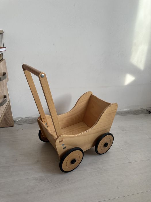 Деревянная коляска