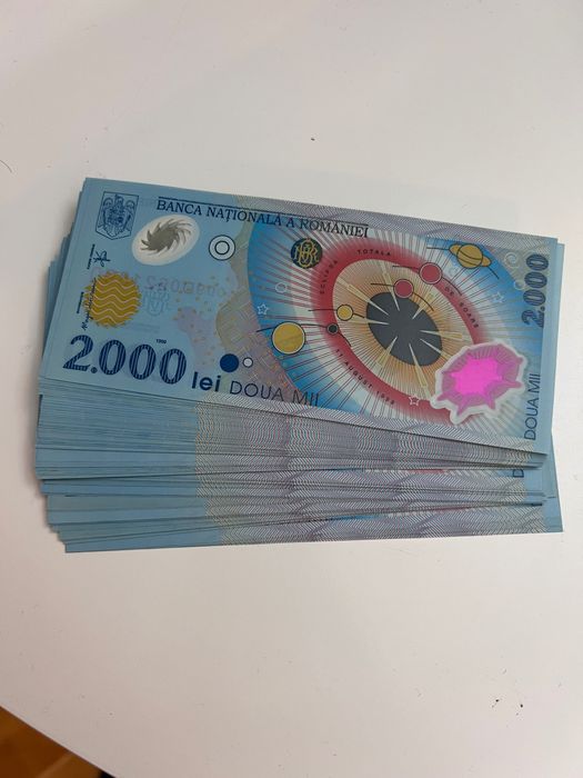 Set 100 bancnote 2000 lei eclipsa
