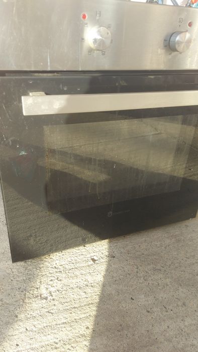 Cuptor Electric studio Casa * 150 ron *