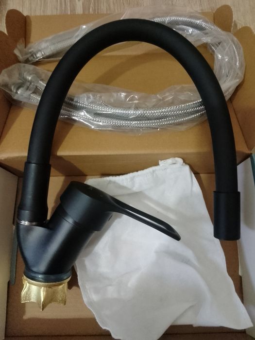 Смеситель для кухни.