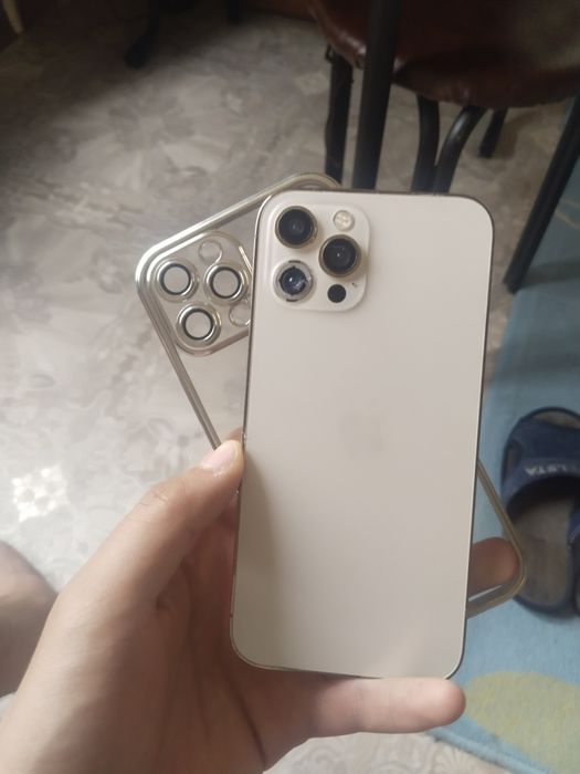 Продам iPhone 12Pro Max