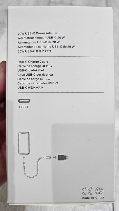 Зарядное устройство USB-C 20 Вт + кабель USB-C — новые