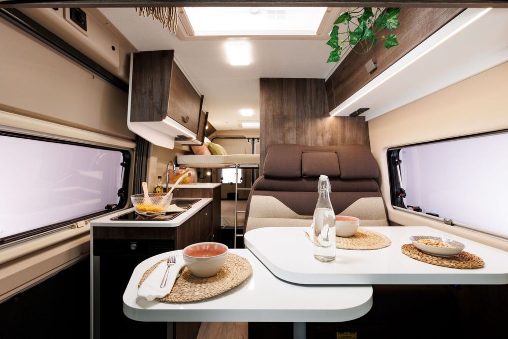 Campervan de inchiriat 2024 /Benimar /Autorulota / Camper /