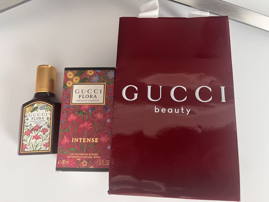 Продам новые Cucci flora