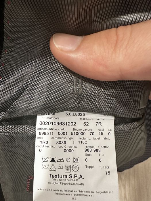 Новый костюм тройка 52 размера