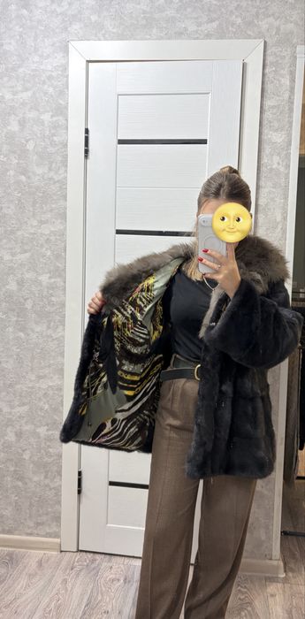 Продаю норковую шубу