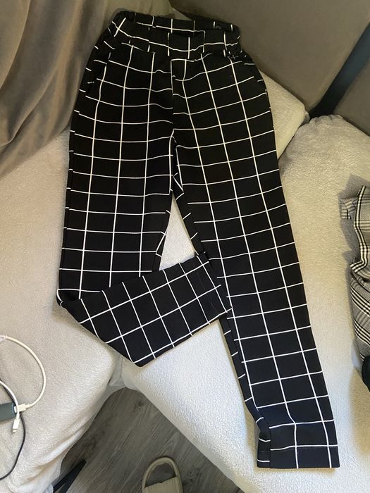 лот панталони xs bershka shein pull & bear