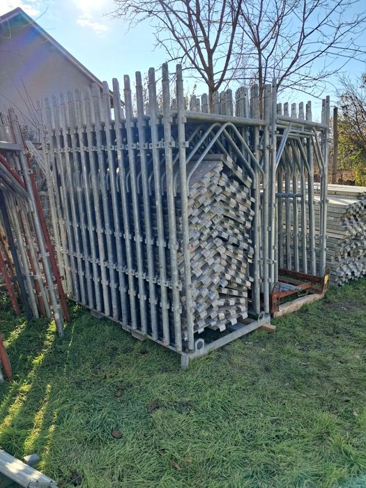 De vanzare schela zincata completa