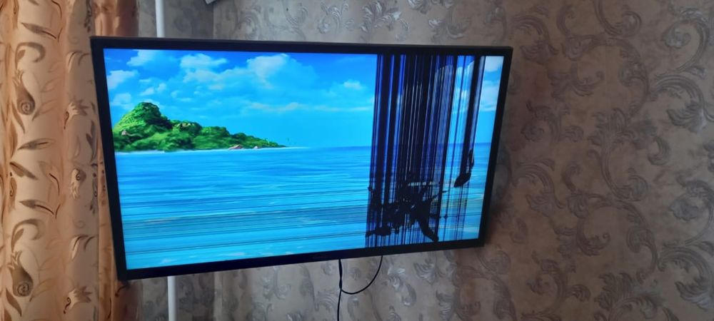 Телевизоры на запчасти дорого