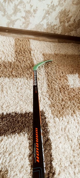 Продам  клюшку!!