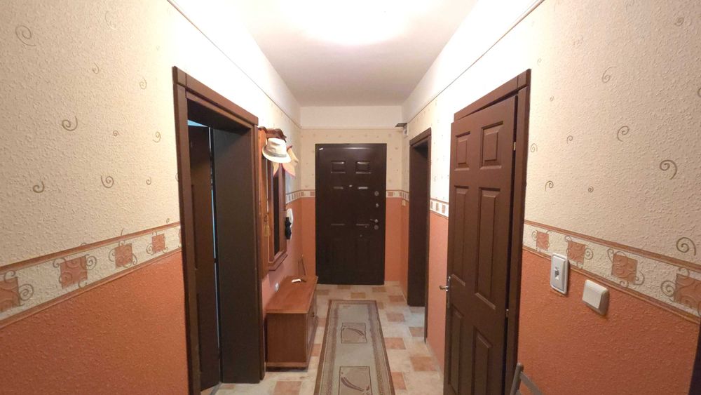 Продавам 3-СТАЕН апартамент