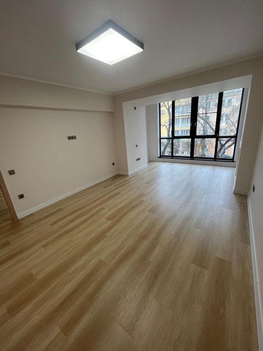 Ремонт квартир, домов , офисов Алматы, укладка ламината,обои, покраска