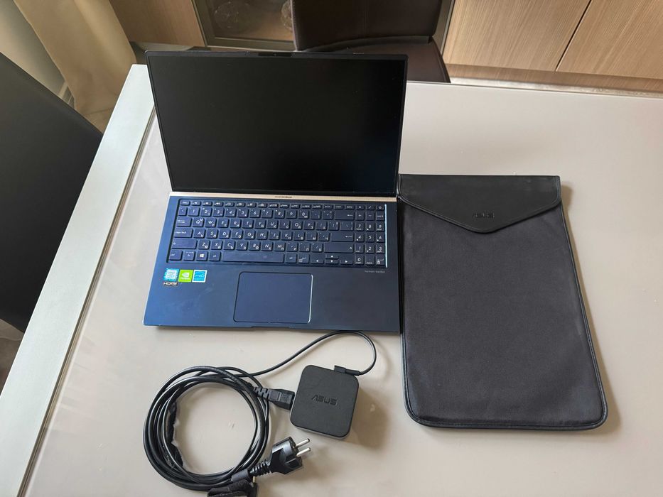 Asus ZenBook 15 UX533FN