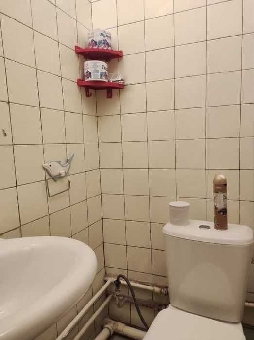 Продаётся 3-х комнатная кв-ра на 2-ом этаже, возле Паркентского базара