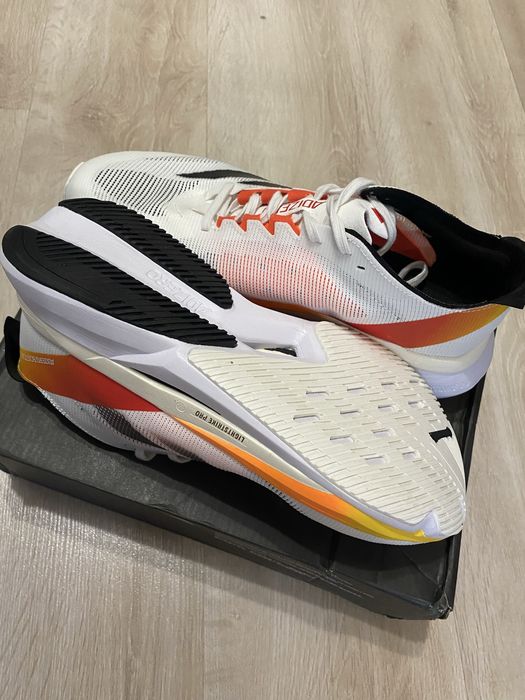 Беговые кроссовки adidas