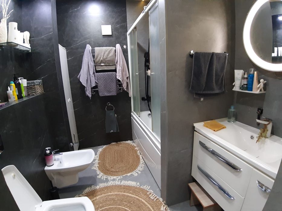 4-комн., 2 этаж, Центр - пр.Абая