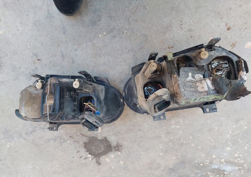 Блок Фара Golf4. Оригинал Фара