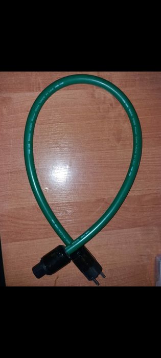 Продам кабель питания для аудио систем 7000