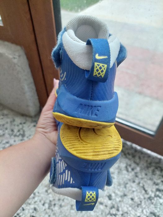 Маратонки 27.5 Nike/ Найк