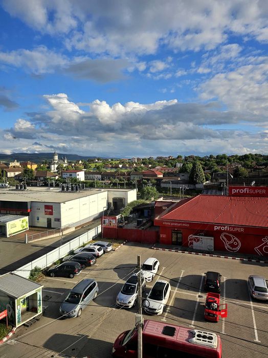 Apartament 3 camere ultracentral zona Profi Simeria