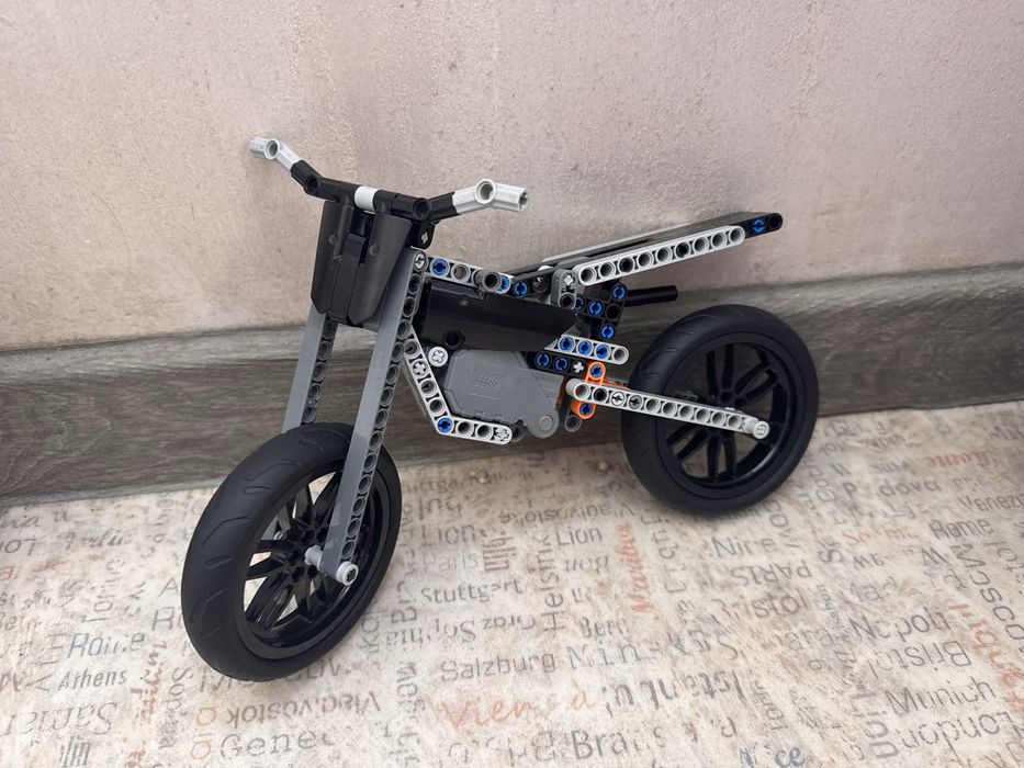 Лего эндуро, пит.