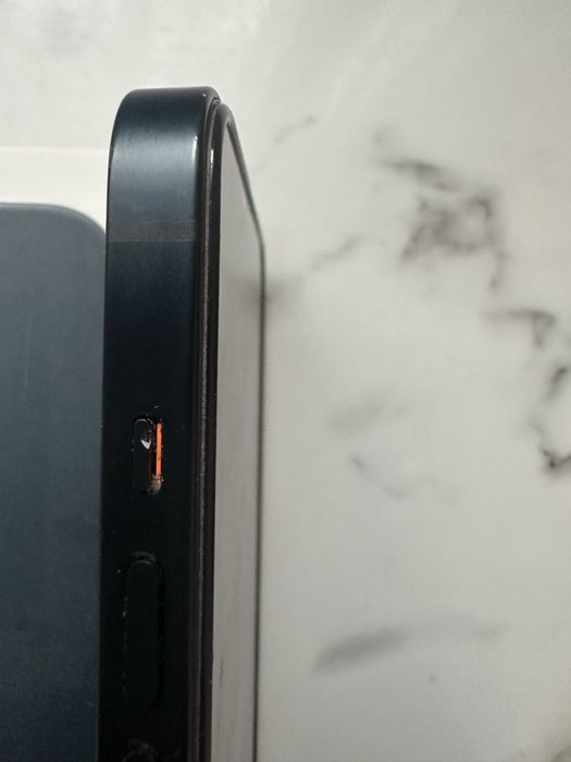 Iphone 13 черного цвета