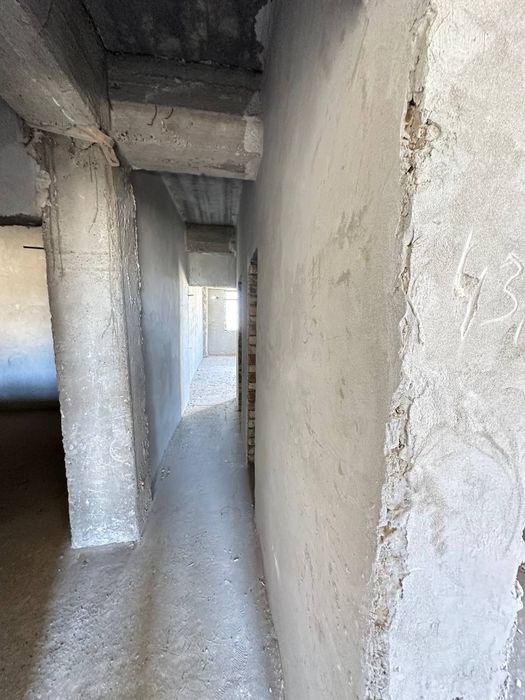 3xonalik kvartira 7qavatda sotiladi saharnaya bolnitsa
3 хонали 7 етаж