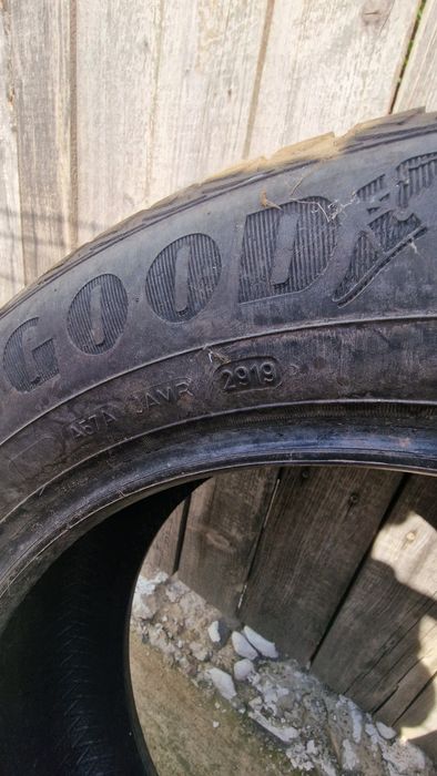 Set 2 Anvelope All Season Goodyear Vector 4Seasons - 235/55 R17 103V