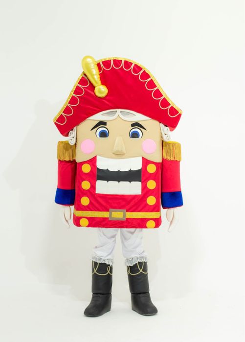 Продаются б/у костюмы для аниматоров