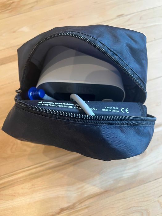 Апарат за измерване на кръвното налягане Omron HEM-7144T2 & Omron HEM-RML31 Универсален размер маншет за апарат за кръвно налягане 22 - 42 см