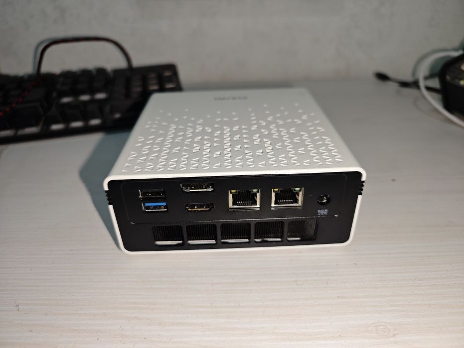Chuwi Ubox мини пк