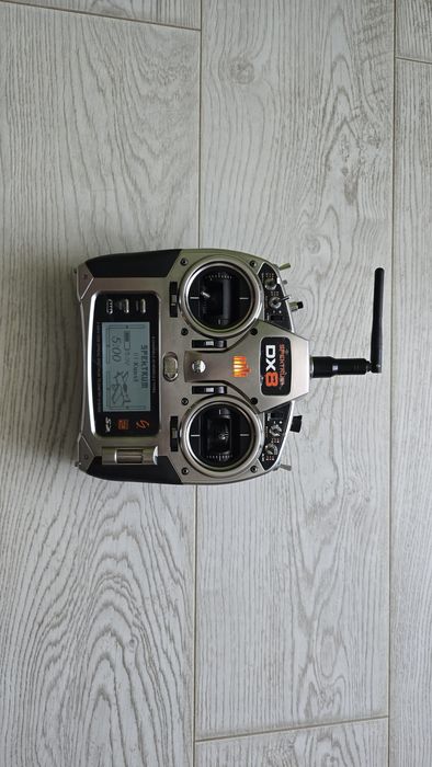 Radiocomanda Spectrum DX8