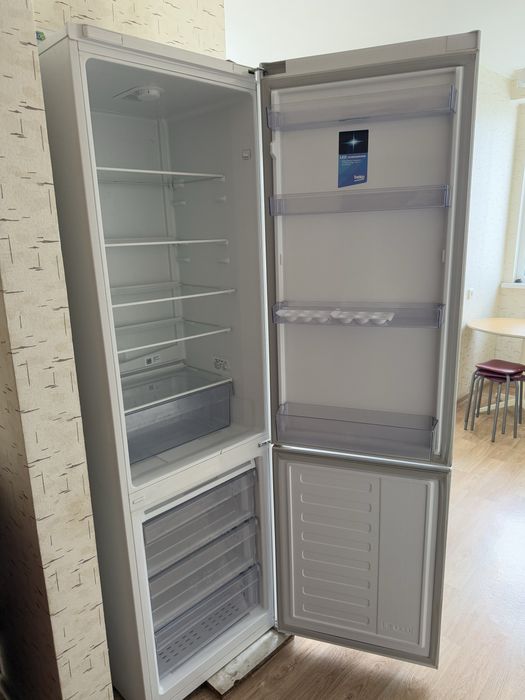 Холодильник беко продается