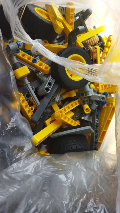 Lego Technic карьерный самосвал оригинал