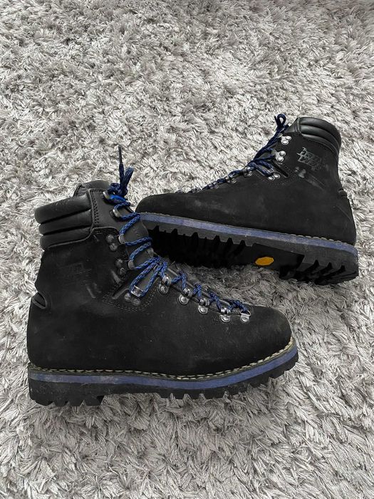 bocanci alpinism hawag cima vibram drumetie