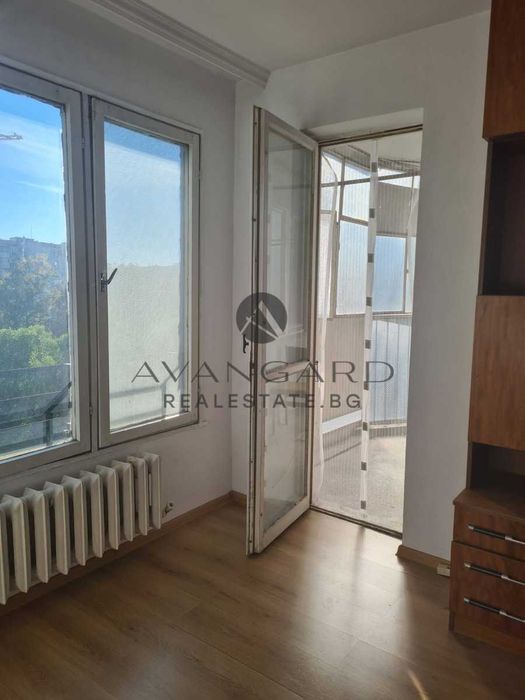 Продава се Двустаен апартамент в Пловдив, Център - 54 кв.м за 2078 €/кв.м - Снимка #1