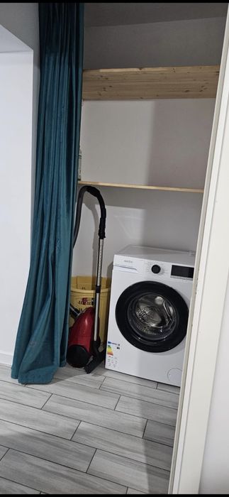 Închiriez apartament 2 camere str.Oituz