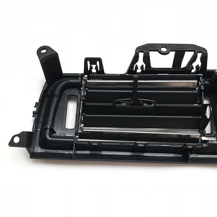 Въздуховод климатик решетка духалка БМВ ф10 ф01 BMW F10 F11 F01 F02