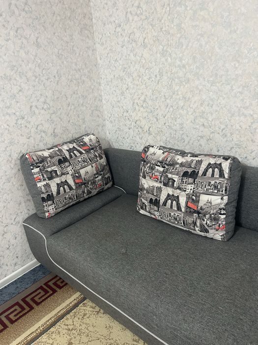 Диван для гостиной
