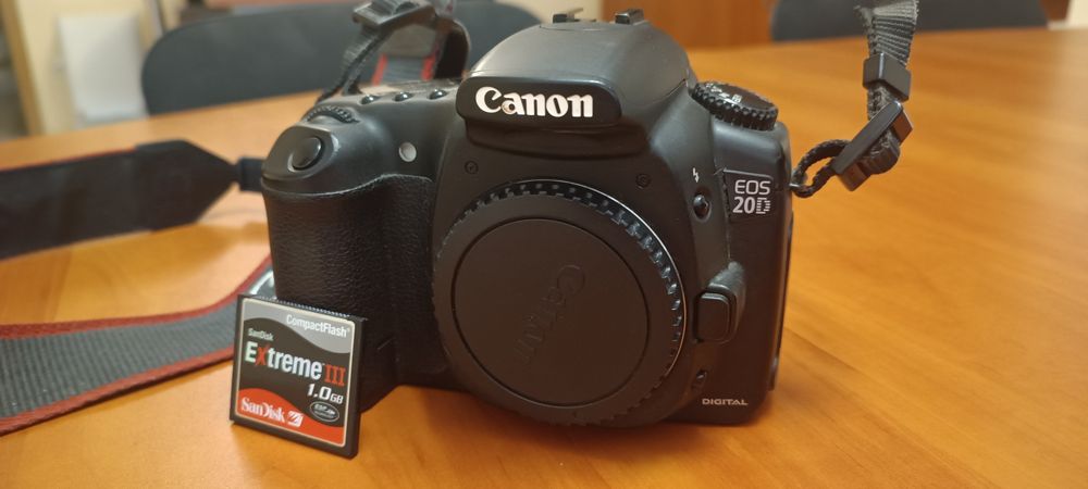 Canon eos 20d, обектив EF 35-80,  цена по договаряне